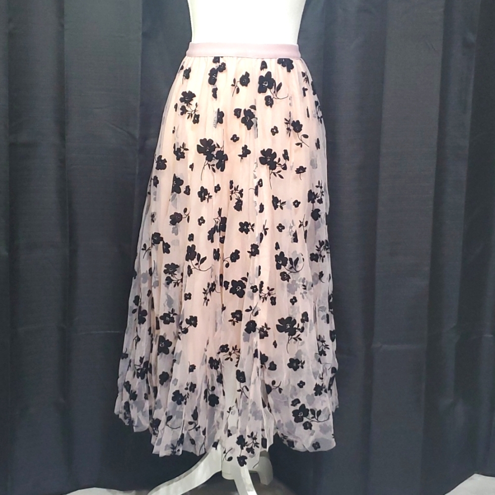 NWOT floral maxi skirt